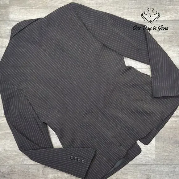 Tahari Pin Stripe Single Button Blazer Size 10 - Picture 5 of 5